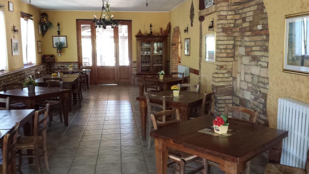 Bed and Breakfast Agriturismo Col Morino Pineto Exterior foto